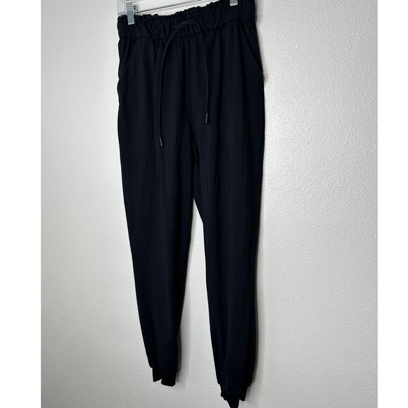 Lululemon Black Stretch High Rise Jogger Drawstring Waist Banded Hem 6 - Picture 4 of 13